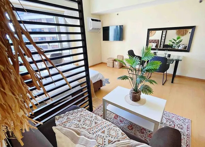 Jane In The City! In Avant, Bgc Apartamento Manila